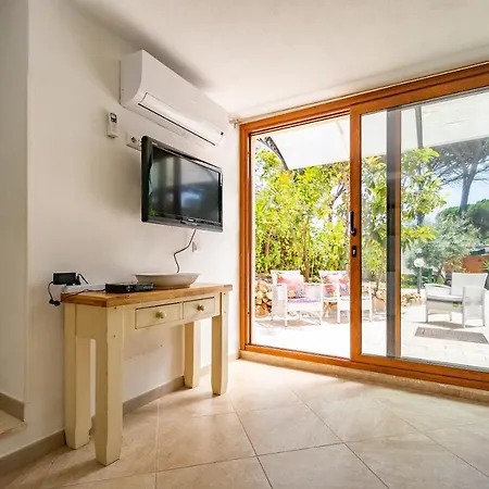 Apartament Sole Di Sardegna Mare 1 *