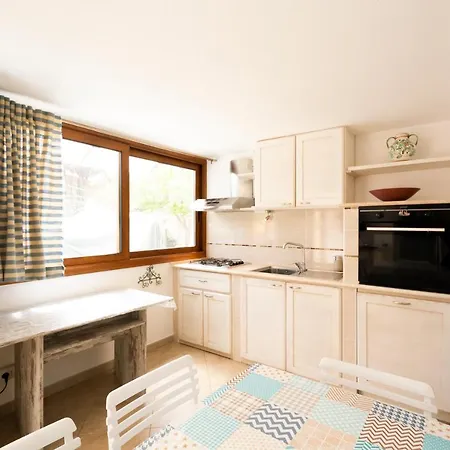 Apartment Sole Di Sardegna Mare 1